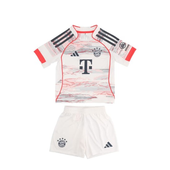 Kinder Bayern München 2025/26 Auswärtsset Kinder Bayern München 2025/26 Auswärtsset